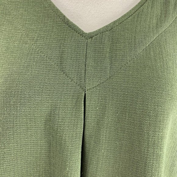 Lee's Closet Medium Blouse Khaki Green - Picture 6 of 6